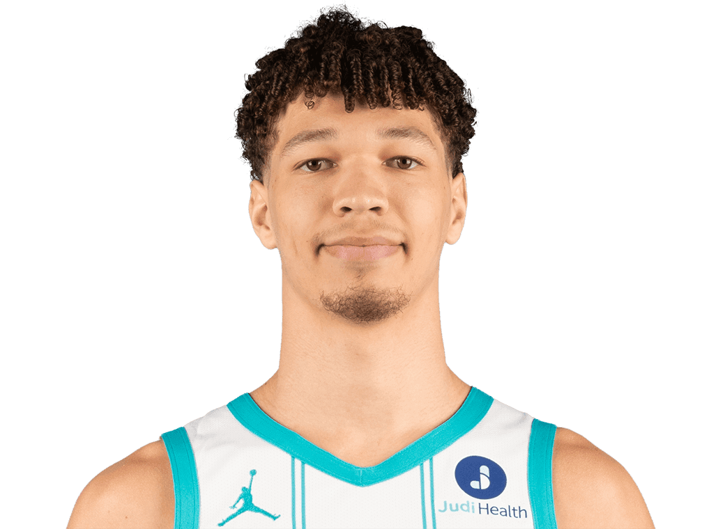 Tidjane Salaün headshot