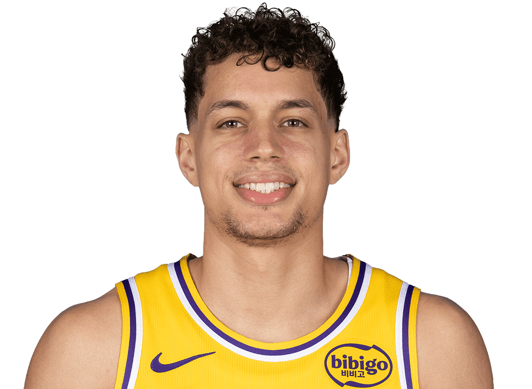 Chris Mañon headshot